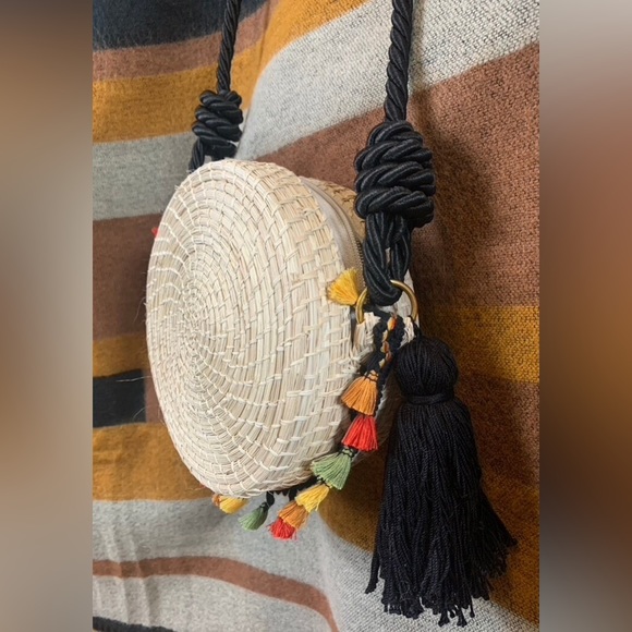 Retro Handwoven Palm Straw Shoulder Bag - Straw Bohemian Shoulder Bag - Picture 3 of 5